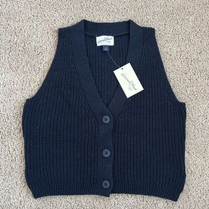 NWT Universal Thread Button-Front Sweater Vest Navy Blue Size Small